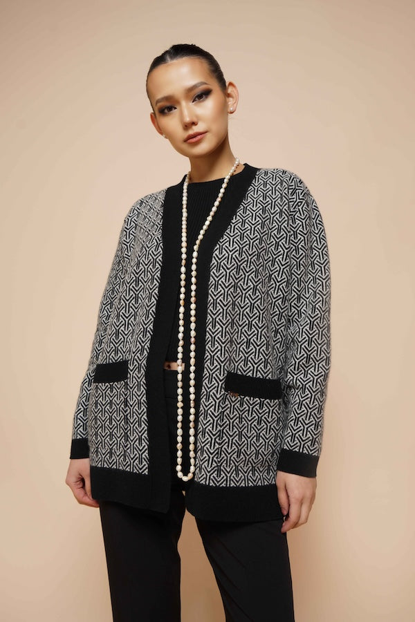 美品【EPOCA】カシミヤ シルク混 ロゴジップ ギャザー カーディガン 40 EPOCA - 美品【EPOCA】カシミヤ シルク混 ロゴジップ ギャザー